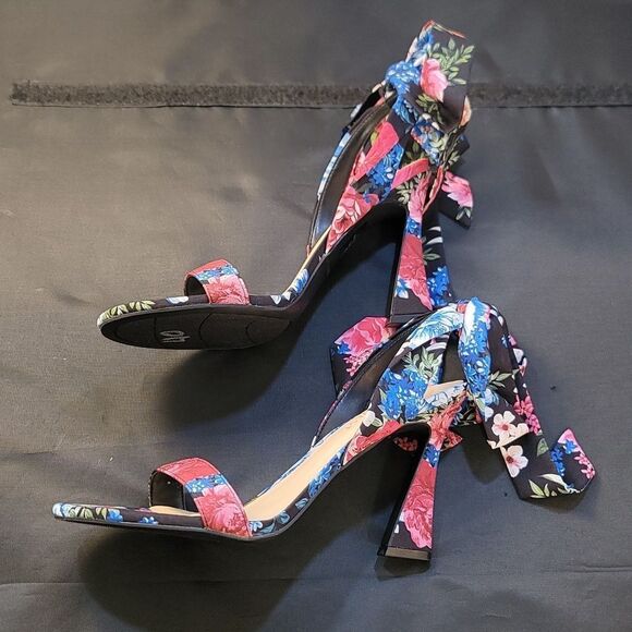 BRAND NEW NINE WEST KOBS ANKLE BOWNOT TIE SANDAL (WOMEN) - Picture 10 of 16